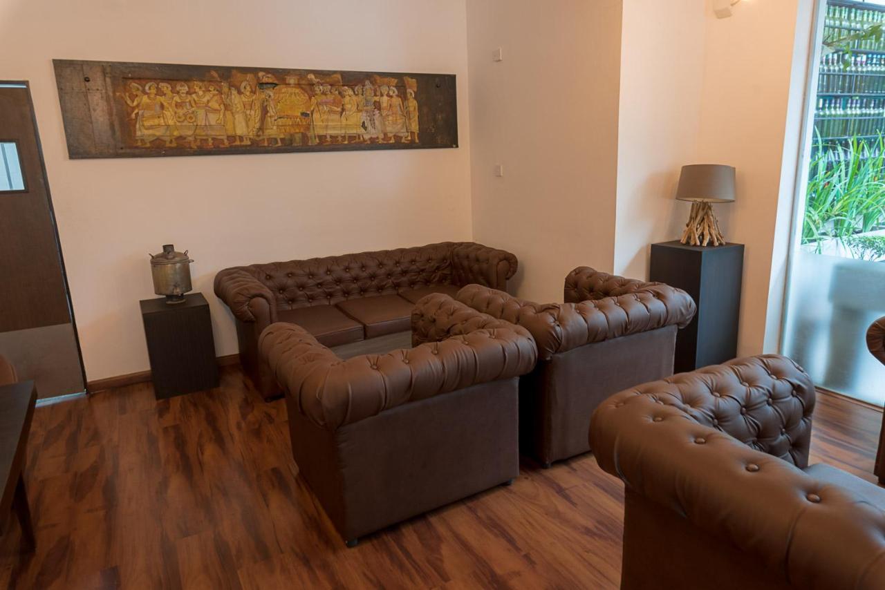Pearl Royal Hotel, Kolombo Dış mekan fotoğraf