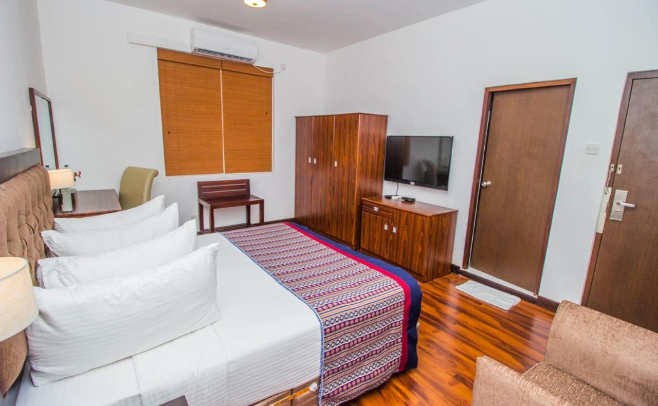 Pearl Royal Hotel, Kolombo Dış mekan fotoğraf