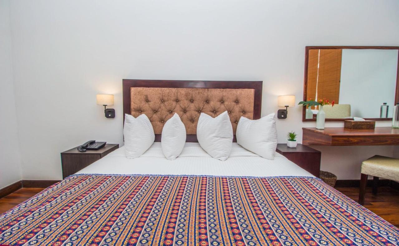 Pearl Royal Hotel, Kolombo Dış mekan fotoğraf