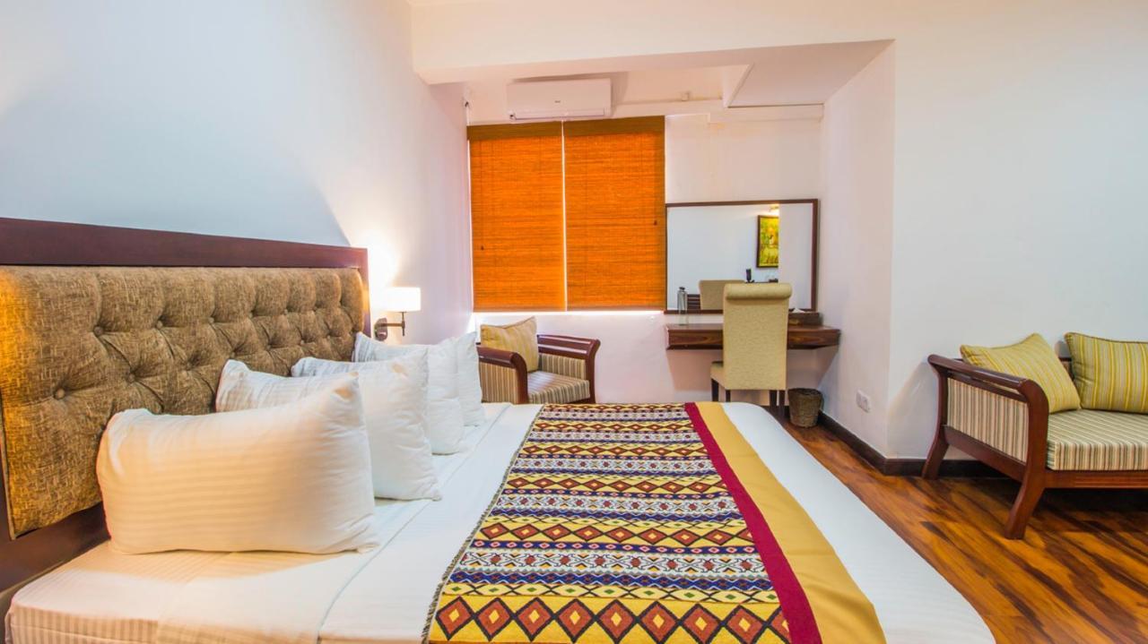 Pearl Royal Hotel, Kolombo Dış mekan fotoğraf