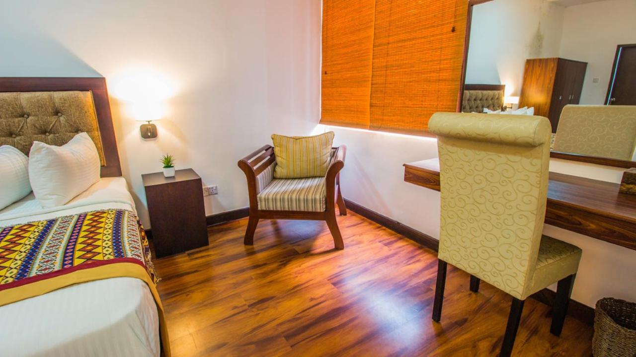 Pearl Royal Hotel, Kolombo Dış mekan fotoğraf